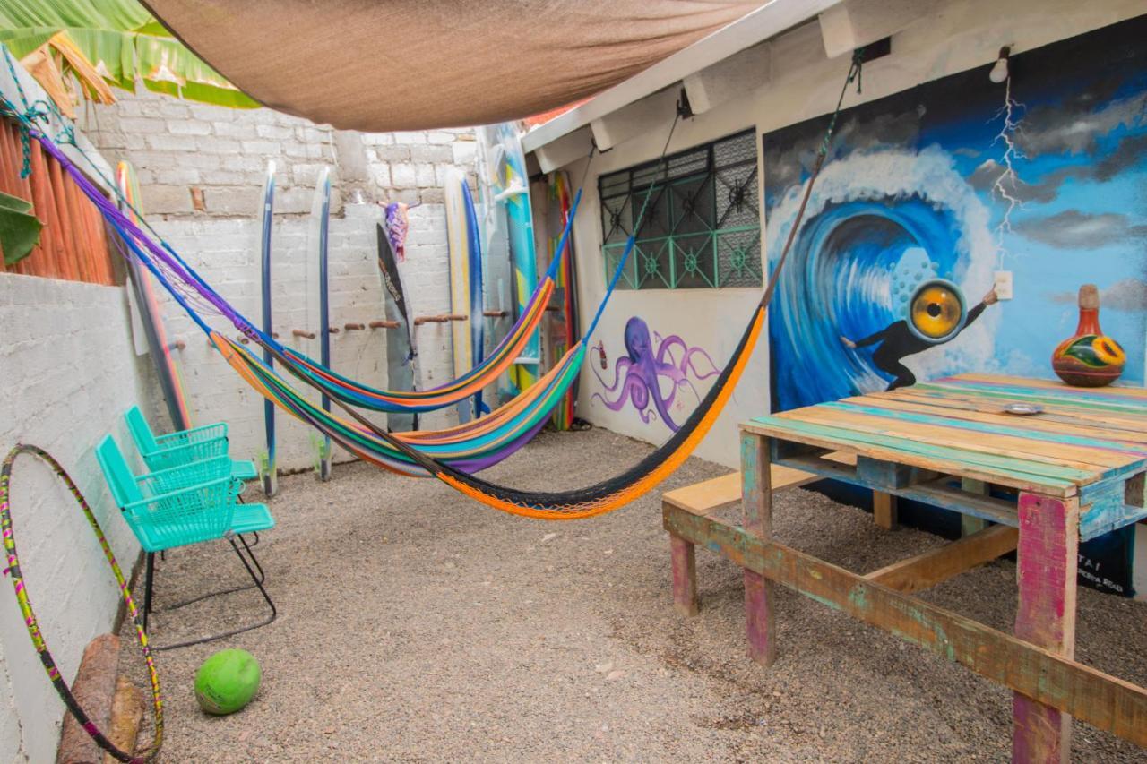 Shaka Surf House Hotel San Francisco  Exterior photo